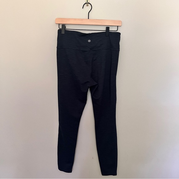 Athleta Navy Stripe Leggings - Size Medium - Picture 6 of 8